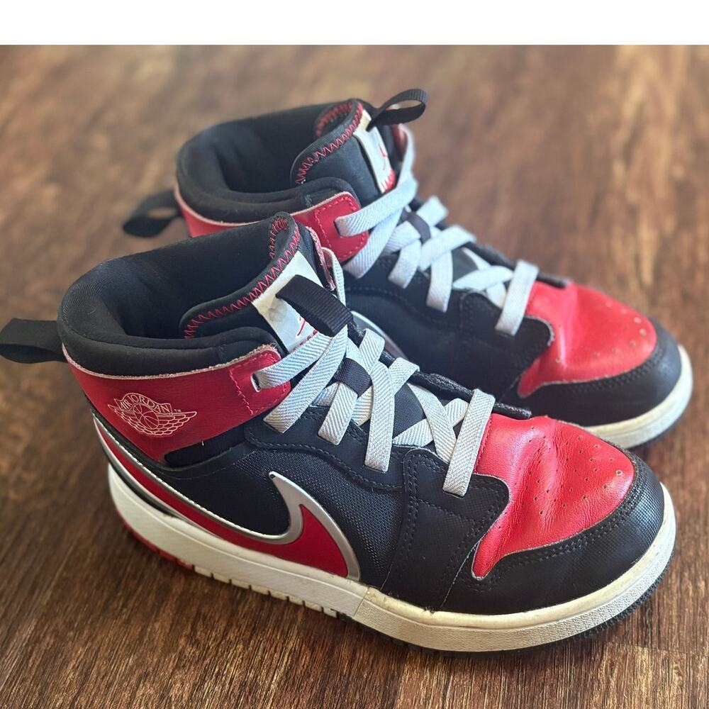 Jordan 1 Mid RM EasyOn PS White Black University Red FQ1282-106 Kids Size 2Y